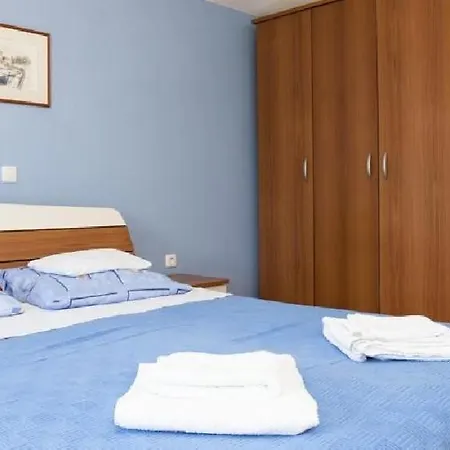 In With Sea View, Loggia, Air Conditioning, Wi-fi * Ždrelac